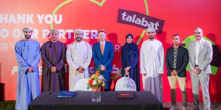 طلبات تتعاون مع بريد عُمان لإطلاق أول مساحة استراحة مخصصة سائقي التوصيل في مسقط 1 طلبات تتعاون مع بريد عُمان لإطلاق أول مساحة استراحة مخصصة سائقي التوصيل في مسقط