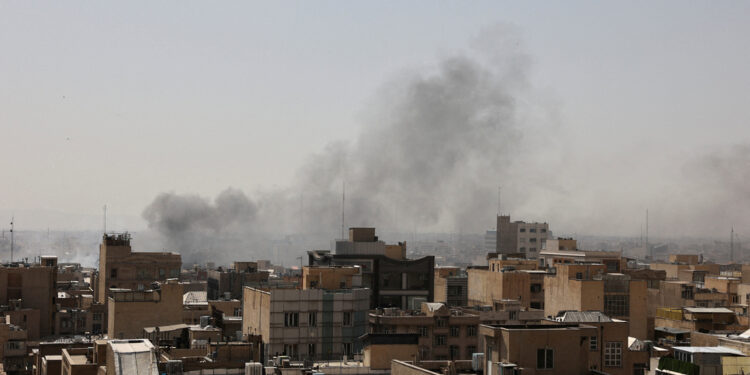 مقتل عدد من قادة القوات المسلحة والحرس الثوري الإيراني 1 مقتل عدد من قادة القوات المسلحة والحرس الثوري الإيراني