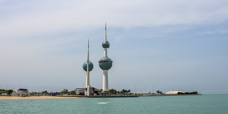 الكويت تدين استهداف ميناء الدقم 1 الكويت تدين استهداف ميناء الدقم