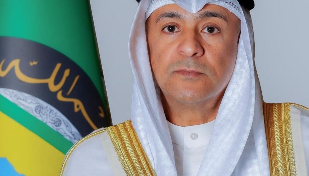 الأمين العام لمجلس التعاون يدين الهجمات التي استهدفت ميناء الدقم 