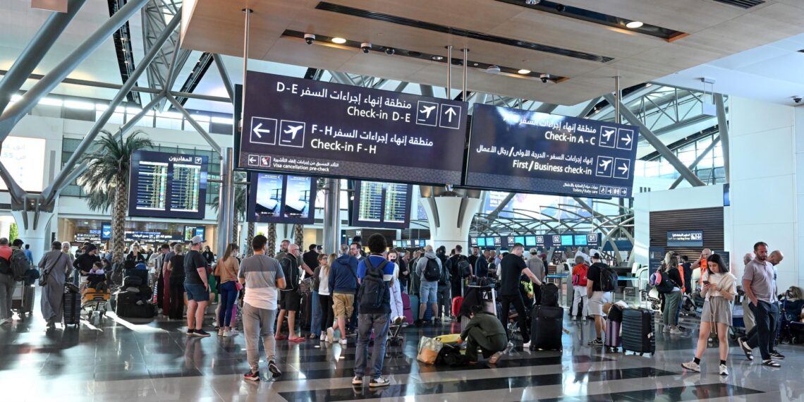 سلطنة عُمان تقوم بتيسير عودة المسافرين من الدول الشقيقة والصديقة إلى بلدانهم