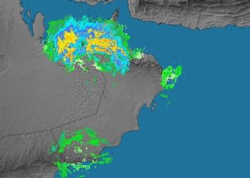 استمرار هطول أمطار رعدية متفاوتة الغزارة على عدة محافظات