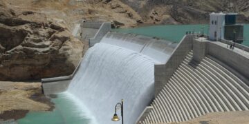 فتح بوابات السدود التي تجاوزت سعتها 75 بالمائة