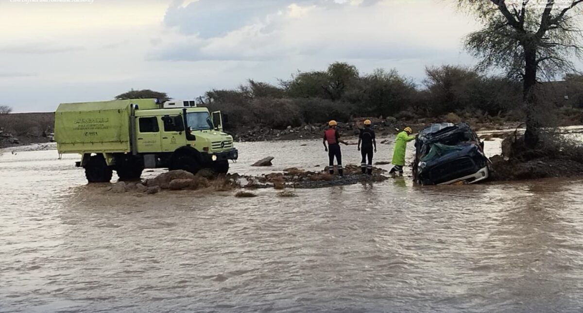 وفاة مواطن إثر انجراف مركبته في وادٍ بمنح 2 IMG 4225