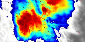 استمرار أمطار رعدية مع رياح نشطة وتساقط البرد على عدد من المحافظات