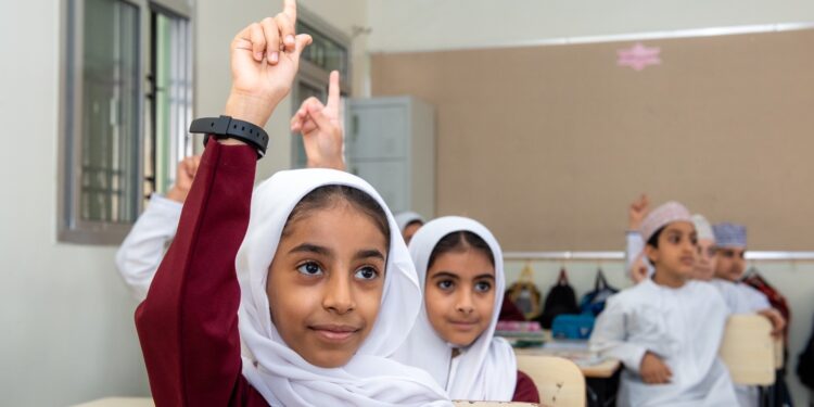 غدًا: تحويل الدراسة “عن بُعد” في محافظات الداخلية والوسطى والظاهرة 1 غدًا: تحويل الدراسة “عن بُعد” في محافظات الداخلية والوسطى والظاهرة