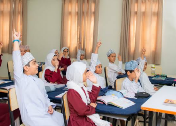 تعليمية البريمي : الدراسة حضوريًا غدًا باستثناء مدارس الفي والجويف والفياض
