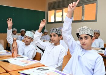 شمال الباطنة: دوام حضوري غدًا مع استثناء 3 مدارس بسبب الحالة الجوية