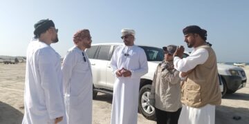 تنظيم مواقع إنزال الصيادين بشواطئ مصيرة في صدارة النقاشات البيئية