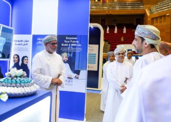 بنك عُمان العربي يعزز تواصله مع الكفاءات الشابة في معرض التوظيف بجامعة السلطان قابوس 2026