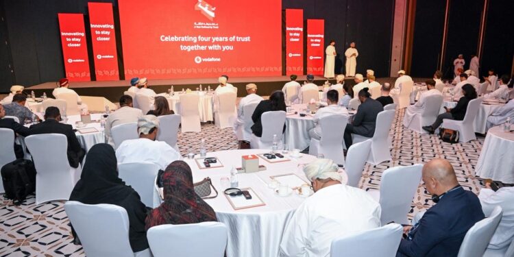 فودافون عُمان تحتفي بـ4 أعوام بحصة 17% ونمو في المشتركين 1 فودافون عُمان تحتفي بـ4 أعوام بحصة 17% ونمو في المشتركين