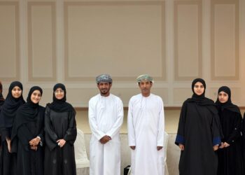 شراكة توعوية تعزز المعرفة بالنباتات المحلية: “الحرمل” محور برنامج بيئي بجنوب الشرقية