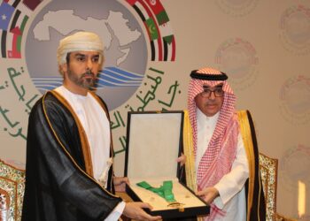 قلادة السياحة العربية من الطبقة الممتازة لجلالة سلطان سلطنة عُمان