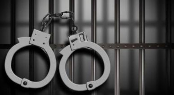 القبض على شخص سرق مجوهرات من منزلين في سناو بعد كسر الأبواب