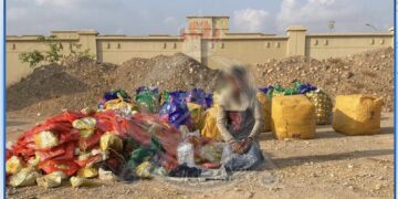 القبض على شخص بظفار لحيازته مواد مخدرة ودخوله غير المشروع