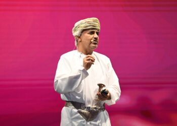 سلطنة عمان تؤكد دورها في دعم استمرارية سلاسل الإمداد والحركة الجوية بالمنطقة