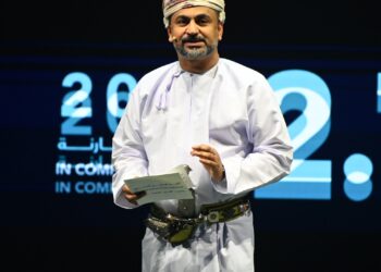 مطارات عُمان: 15.2 مليون مسافر ونمو في الشحن الجوي بنسبة 4%