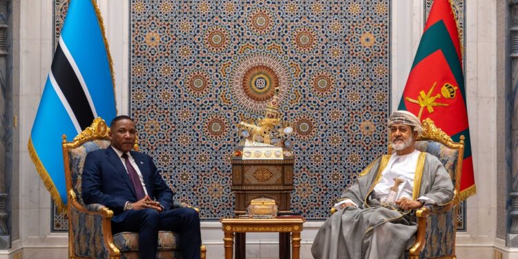 جلالةُ السُّلطان المُعظّم يستقبل رئيس جمهورية بوتسوانا