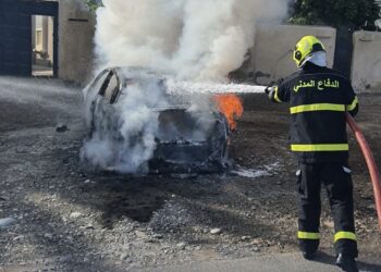 إخماد حريق مركبة في بركاء دون تسجيل إصابات