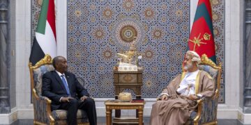 جلالة السُّلطان المعظّم يستقبل رئيس مجلس السيادة الانتقالي السوداني