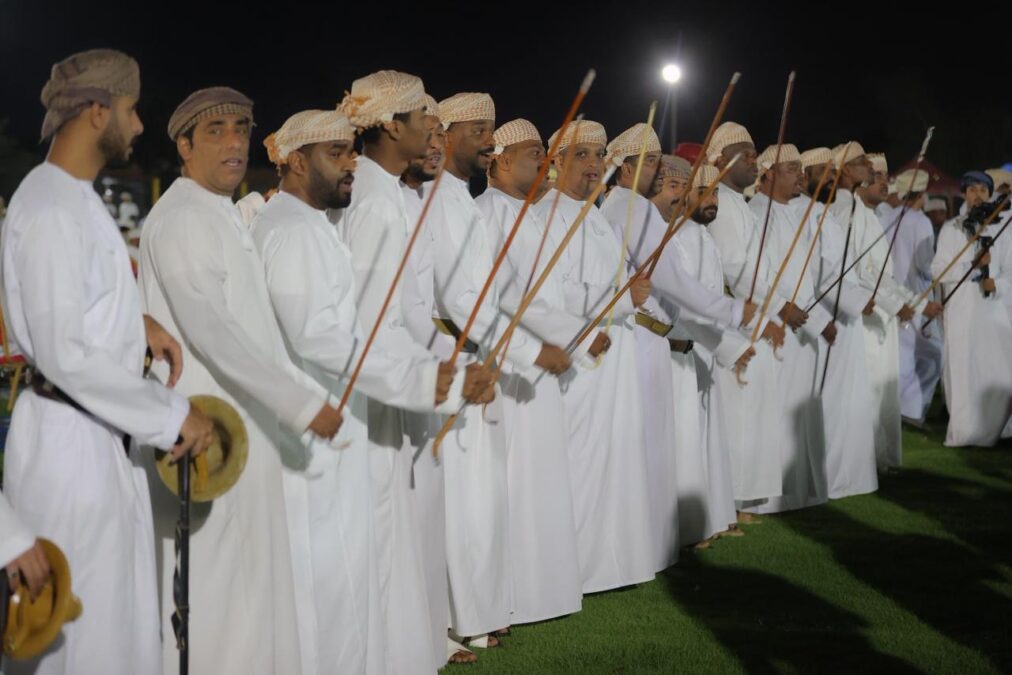 فريق العوان الرياضي يحتفي بالعرس الجماعي العشرون 12 a88f5a5d e948 40cd ba35 962ba44d59e2