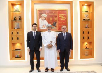 الرئيس التنفيذي للمركز الوطني للإحصاء والمعلومات يبحث تعزيز التعاون الإحصائي مع سفير أذربيجان