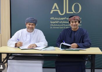 نادي رابتر عُمان يوقع اتفاقية رعاية مع مكتب الدكتور أحمد الجهوري للمحاماة والاستشارات القانونية