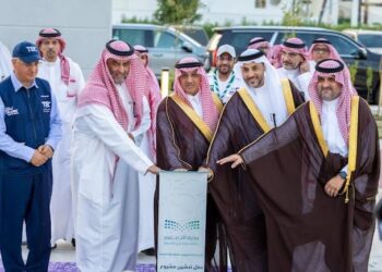معالي وزير التعليم يدشّن مبادرة أنسنة المدارس بتعليم مكة المكرمة