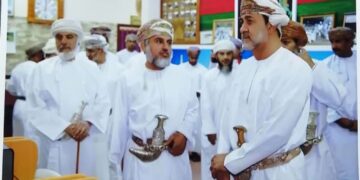 خميس .. سيبكيك الكتاب الجليس