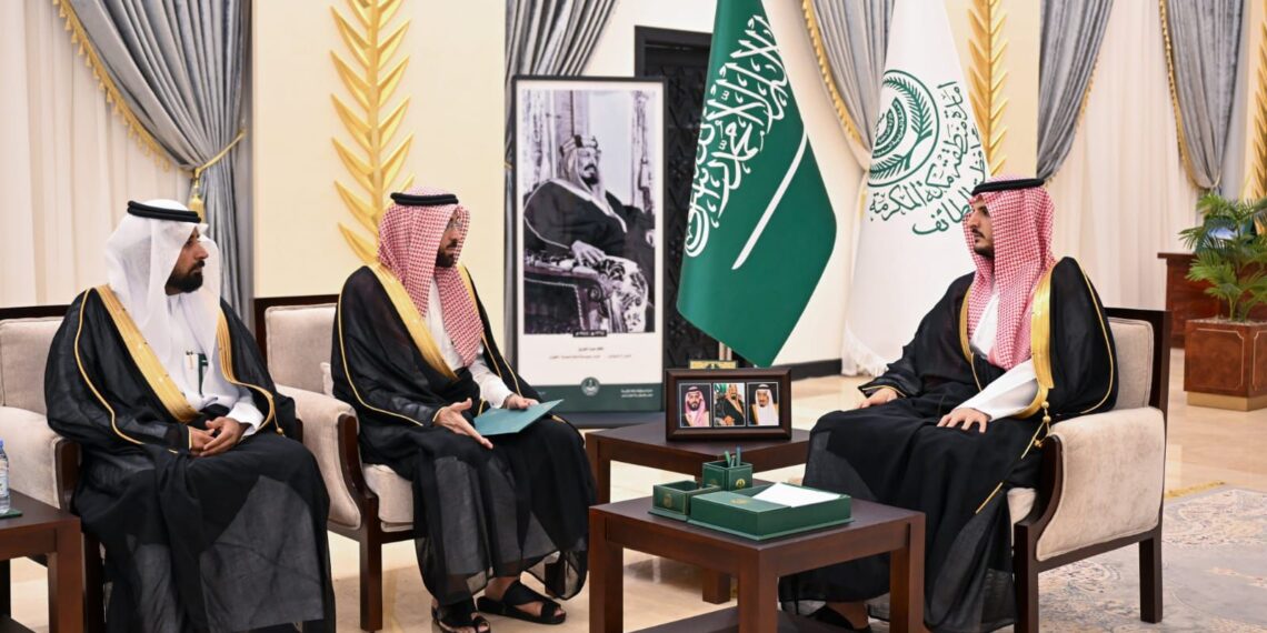 ‏ محافظ الطائف يستقبل مدير مكتب وزارة البيئة والمياه والزراعة للاطلاع على جاهزية المسالخ وأسواق النفع العام